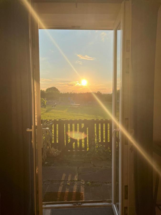 Park View Cottage Liversedge Bagian luar foto